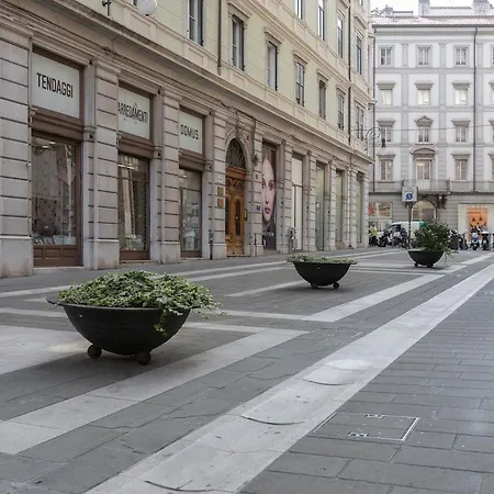 Centro I San Lazzaro 1 アパート