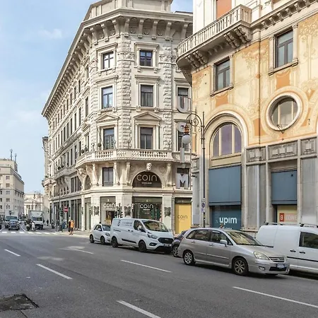 Centro I San Lazzaro 1 アパート トリエステ